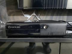 Xbox 360 E Modded (JTAG/RGH) - 250 GB full of Games