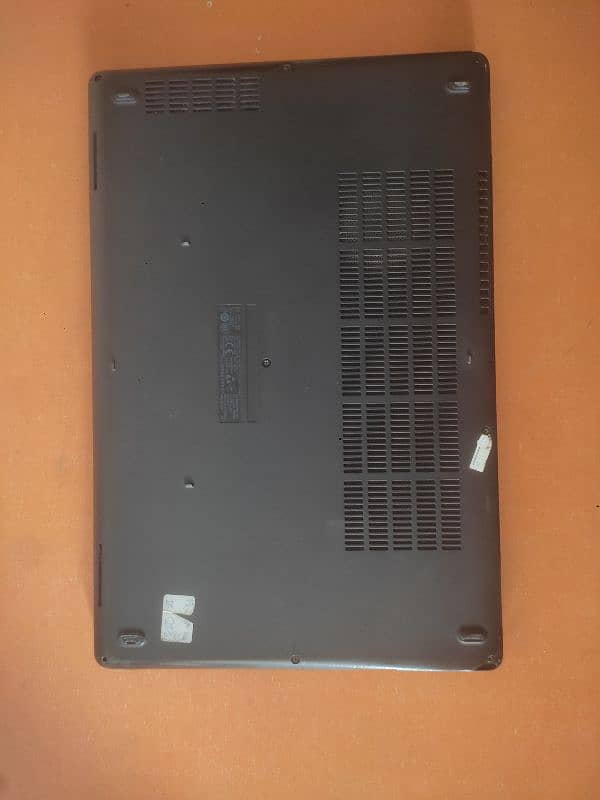 Dell precision 3520 2