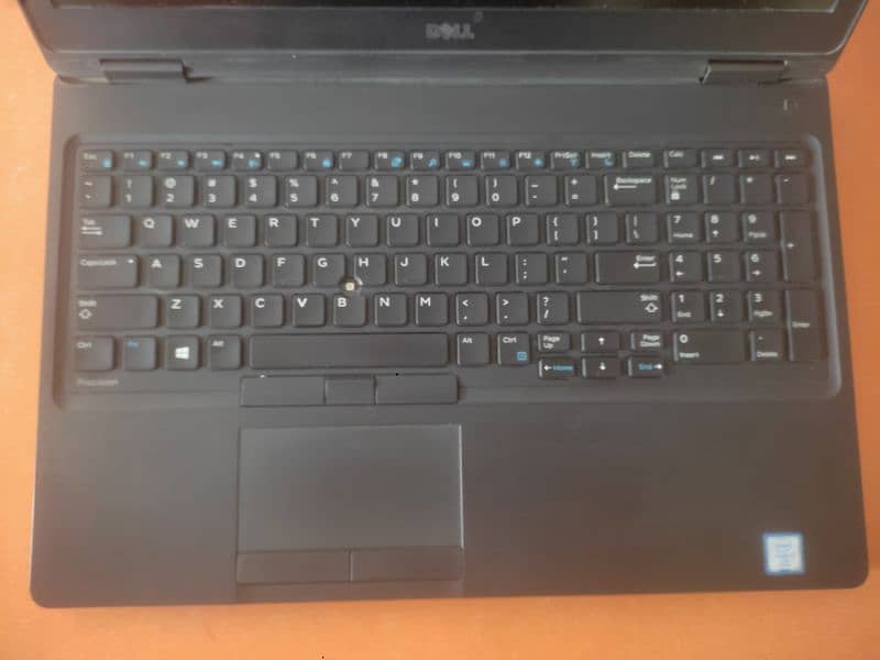 Dell precision 3520 5