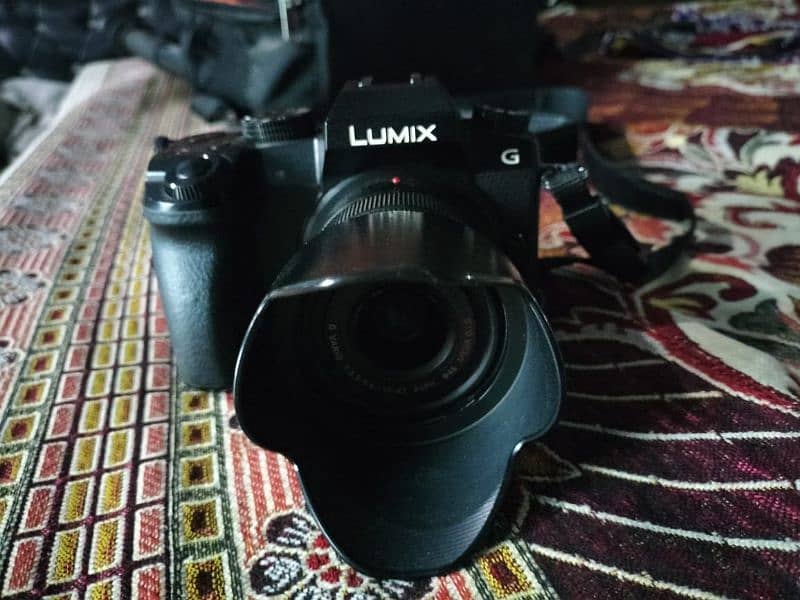 Lumix G7 DSLR camera 3