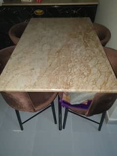 dinning table