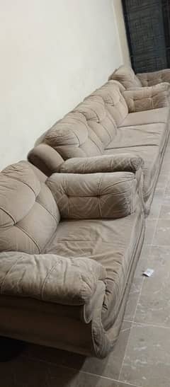 sofa set good condition ready to use good quality good fabric