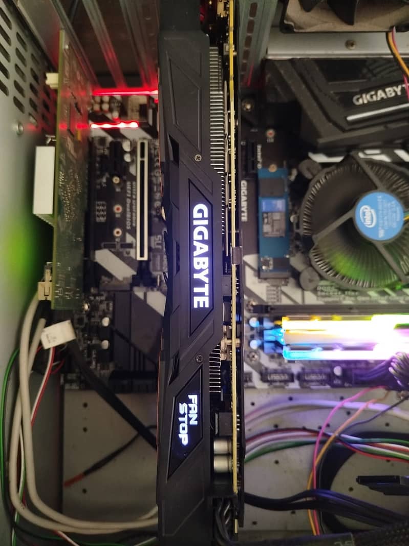 GTX 1080 G1 (Gigabyte) / 8 GB / 256 Bit / GDDR5 5