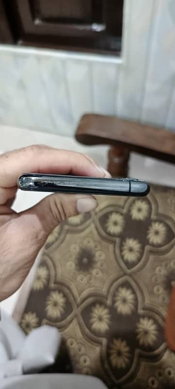 iPhone xs 4