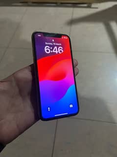 iphone 11 pro 256 gb Dual sim PTA Approved urjent Sale