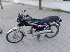 Honda 70 for sale in Rawali cantt Gujrawala. total genyen bike.