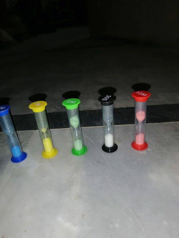 sand timing toy for kids 5 pic set 1