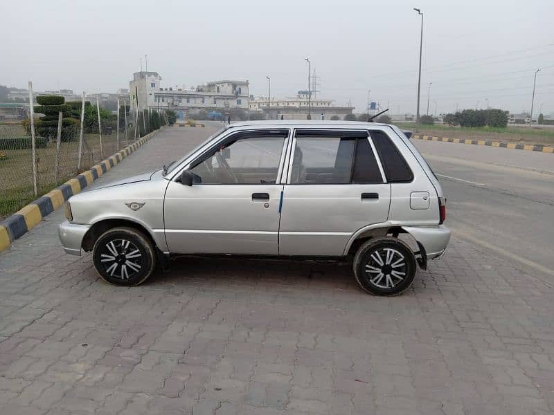 Suzuki Mehran 2011 9