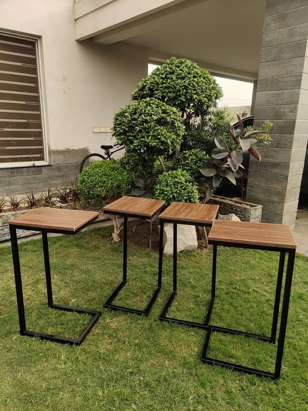 C-Shaped Laptop Tables 1