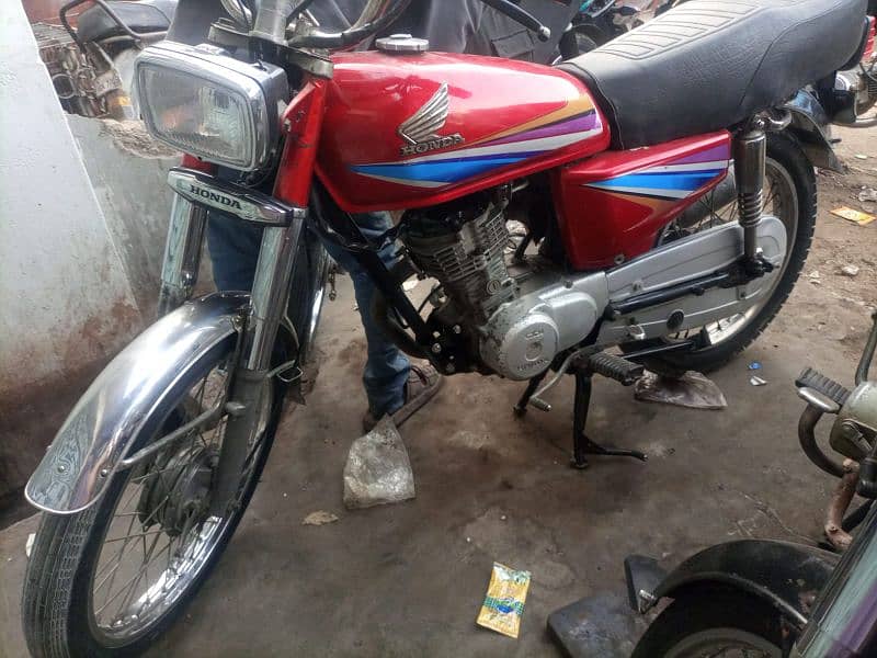 Honda 125 Karachi 2010 2