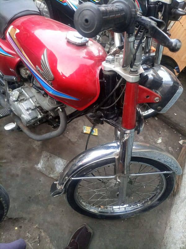 Honda 125 Karachi 2010 7