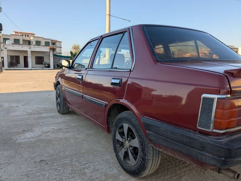 Nissan Sunny 1985 4