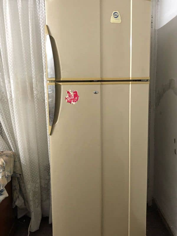 refrigerator /fridge 12