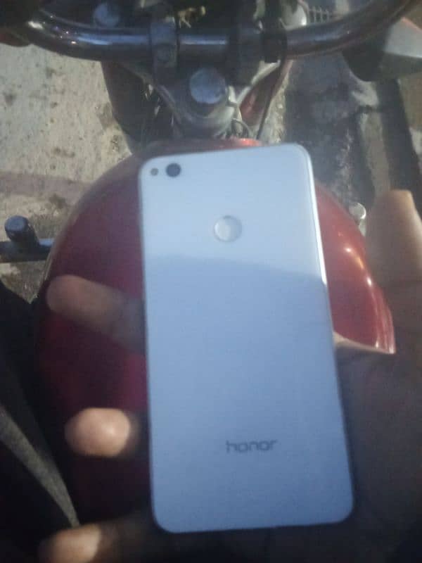 honor 1