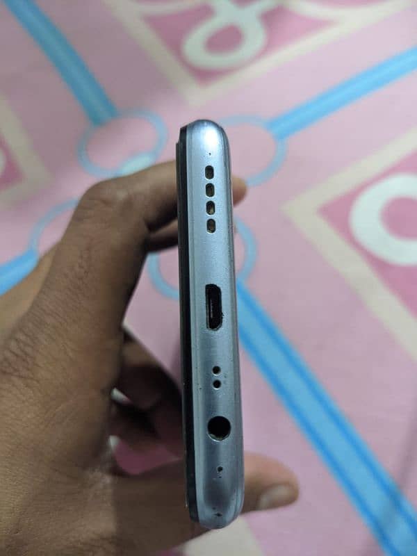 realme C15 with BOX 4