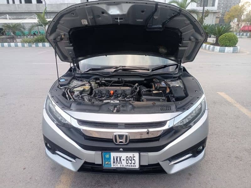 Honda Civic Oriel 2018 11