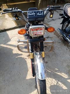 vip bike 10 by 10 condition full modified