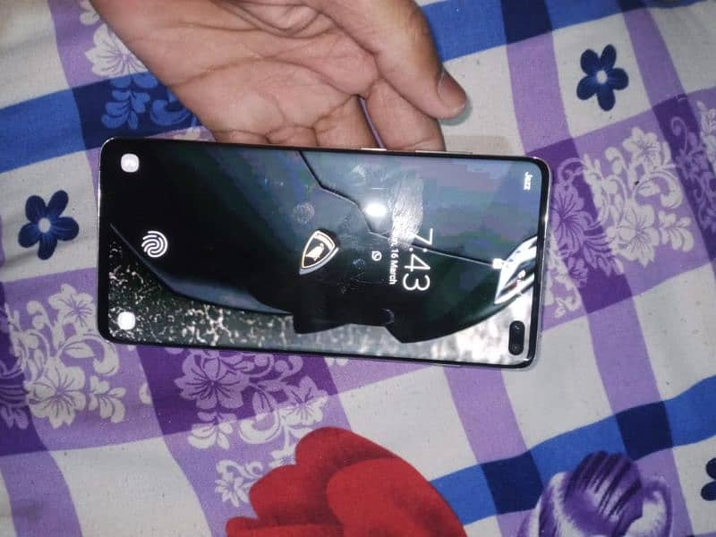 all OK 10/9 condition koi issue nhii hai daul sim 2