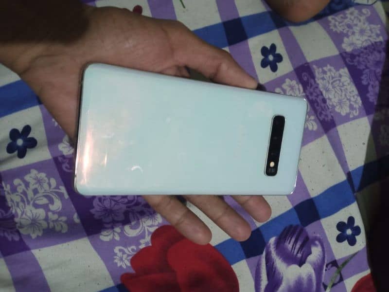 all OK 10/9 condition koi issue nhii hai daul sim 6