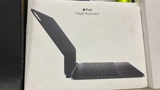 Magic Keyboard Orignel  just box open for ipad M4 11 inch