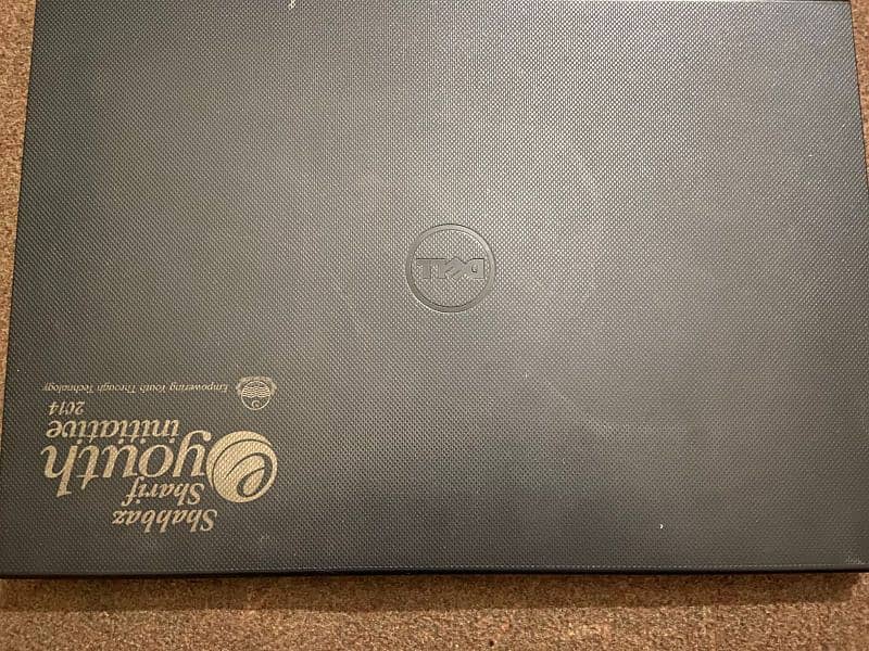 Dell Inspiron 4030U 1