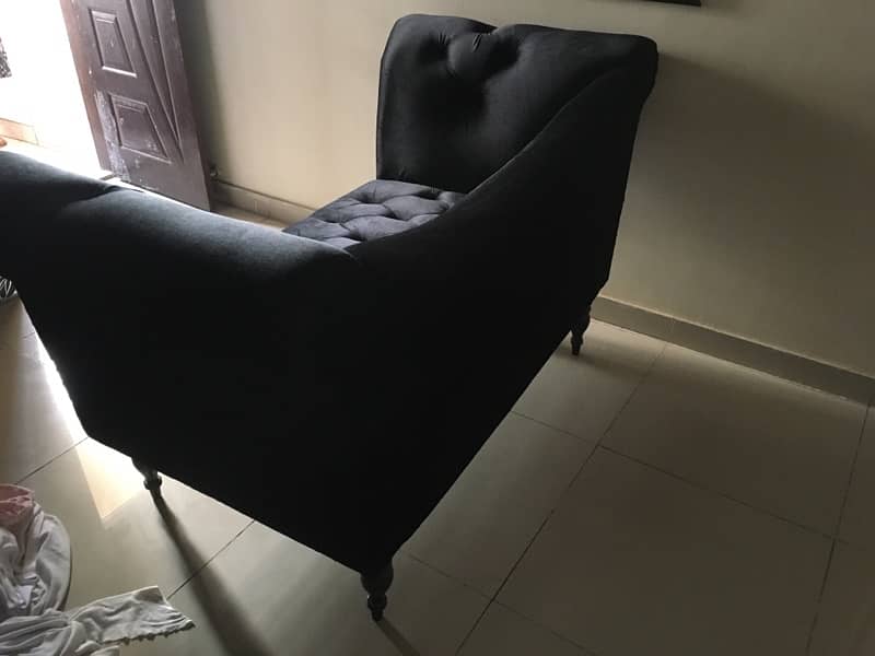 New velvet sofa/couch for sale 0