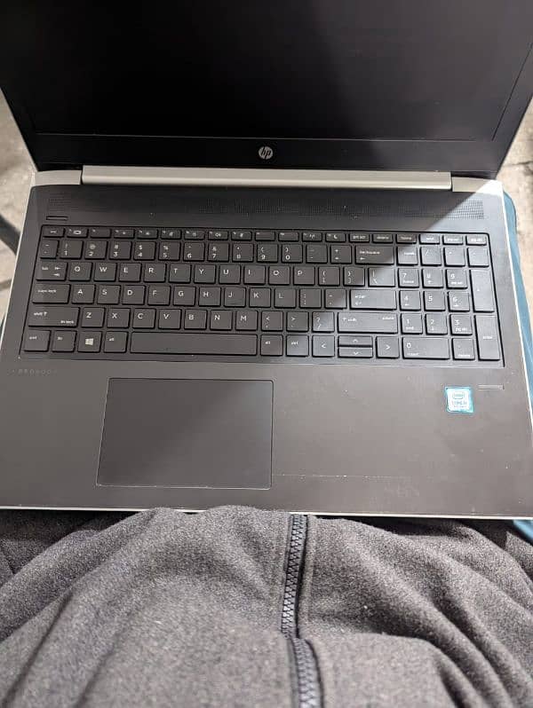 HP I 3 8th generation 4