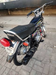 125 2017 Model Honda good condition/ urgent sell