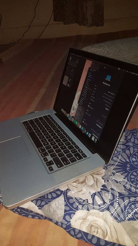 MacBook Pro Mid 2012 0