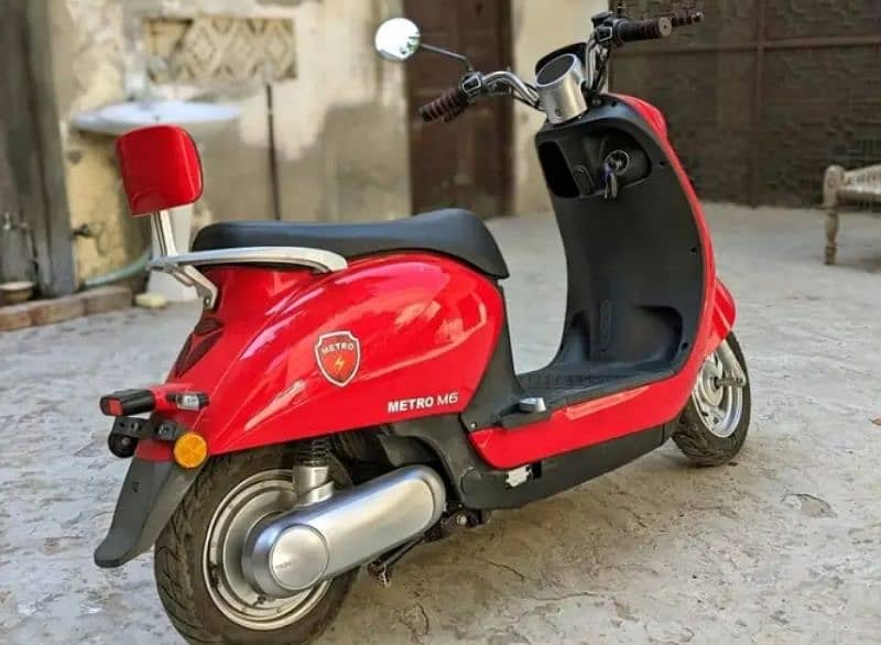 Metro scooty 0