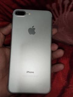 Apple Iphone 7 Plus (Price Negotiable)