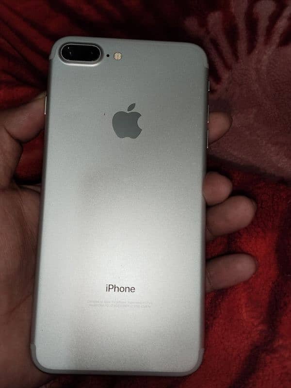 Apple Iphone 7 Plus (Price Negotiable) 0