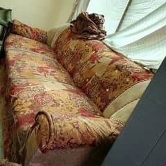 1 sofa 3 seater and 2 single sofa hn like new