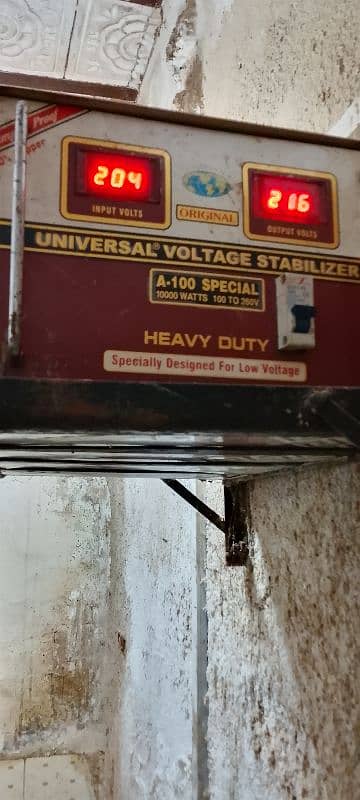 Universal A-100 Specia/(80 To 220vots )10000watts 2