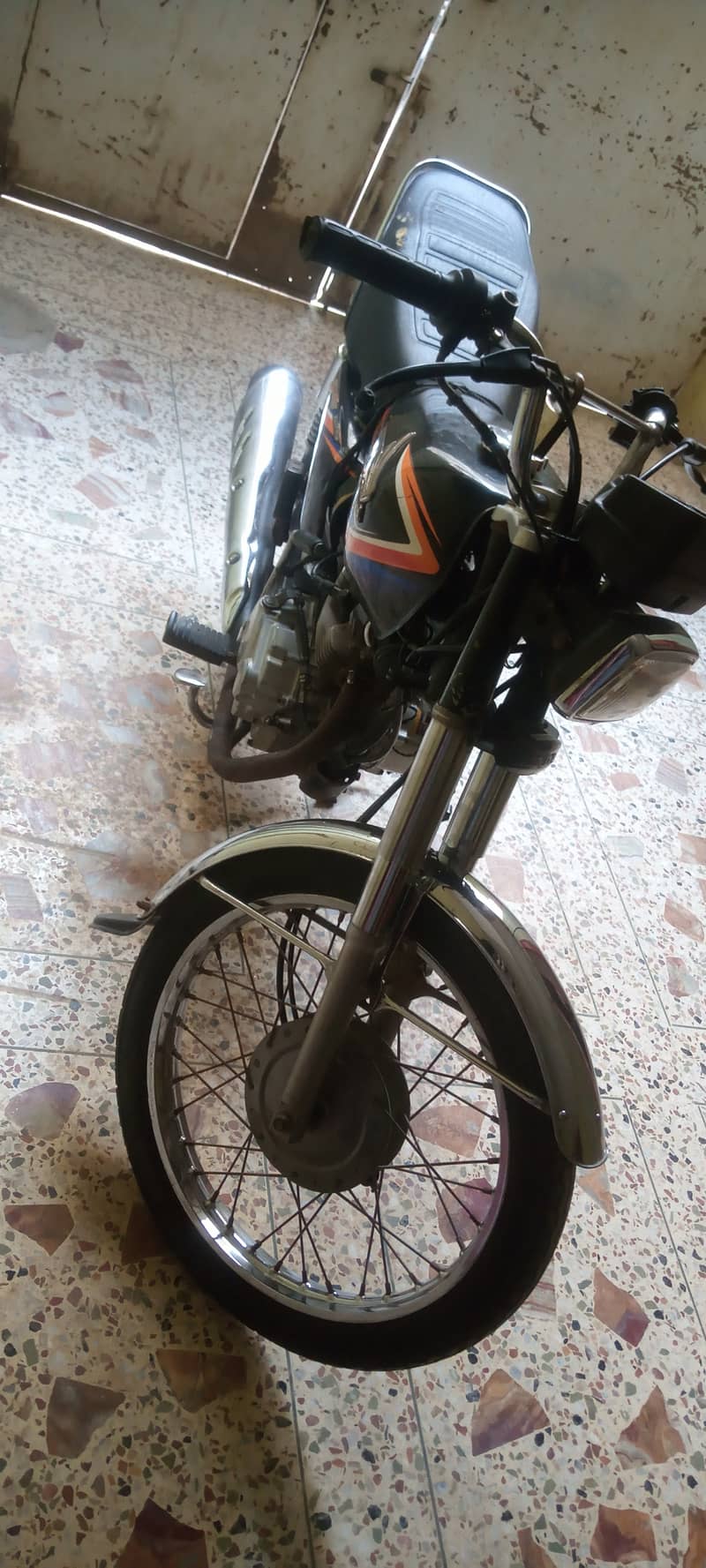 Honda CG 125 2017/18 9