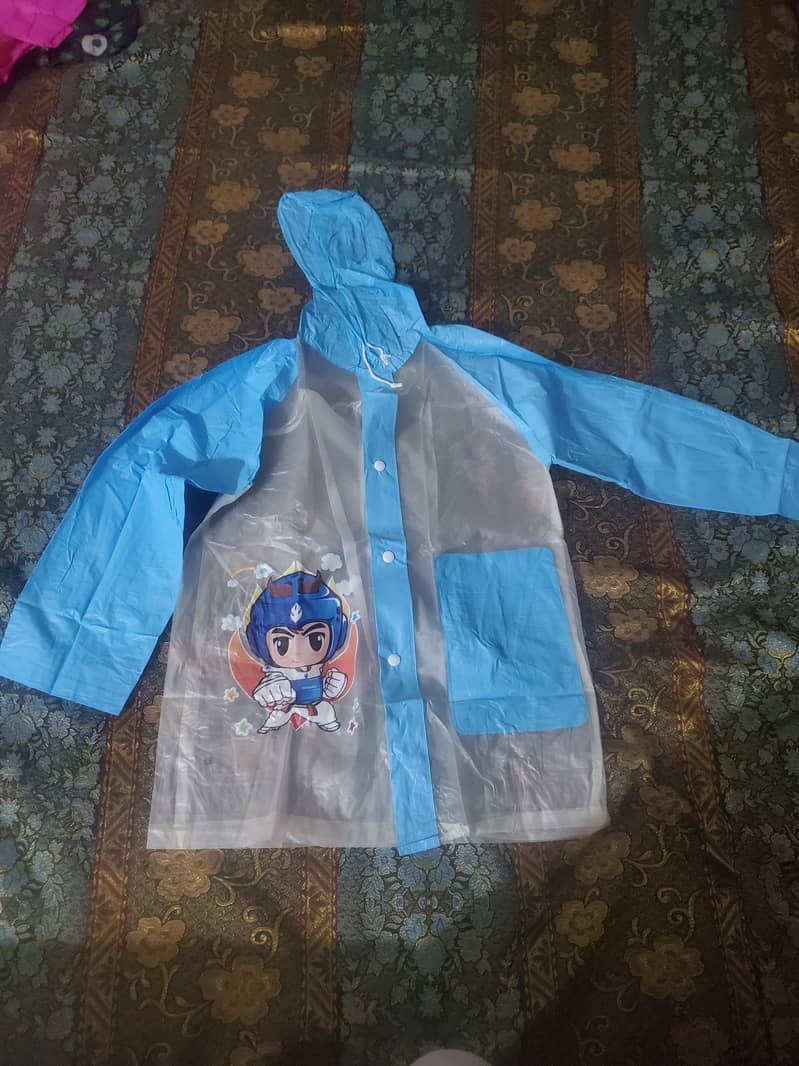 بچوں کے رین کوٹ دستیاب ہیں!   اعلیٰ معیار کے رین کوٹ  مختل 0