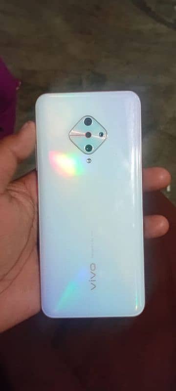 vivo s1 Pro 8 128 2