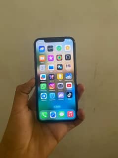 Iphone xs 10/10 condition exchange with iphone 11 pro or 12