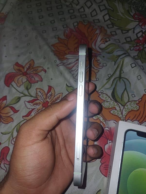 Iphone 12 0