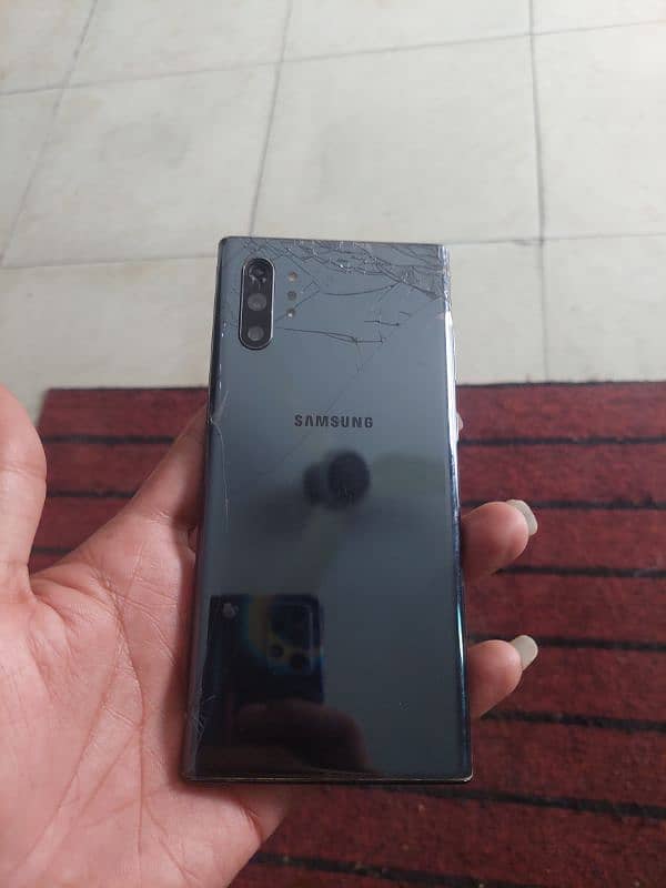 Samsung Note 10 plus 2