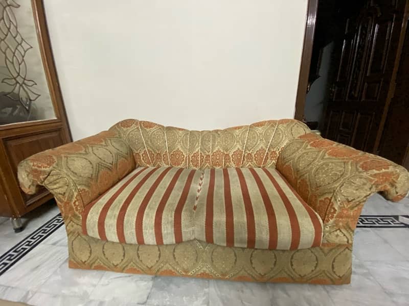 old 2 seater sofa 4