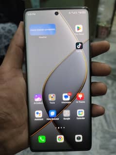 Tecno spark 20 pro plus