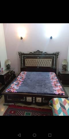 affordable wodden bed set