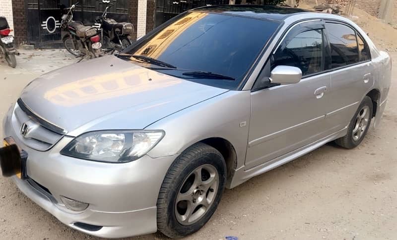 Honda Civic EXi 2005 1