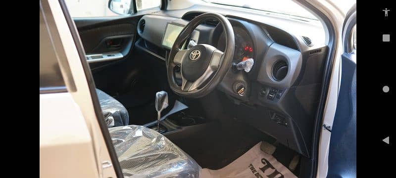 Toyota Vitz 2018 10