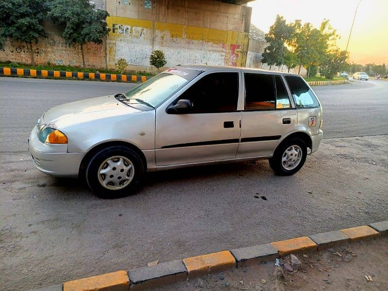 Suzuki Cultus 2003 Mob 0300-93-46-985 4