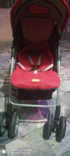 new one only 5 month use juniors company pram