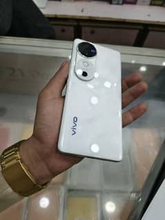 Vivo V40(12+256)