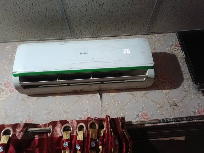 1 ton split ac for sale gas need to refill korangi 2