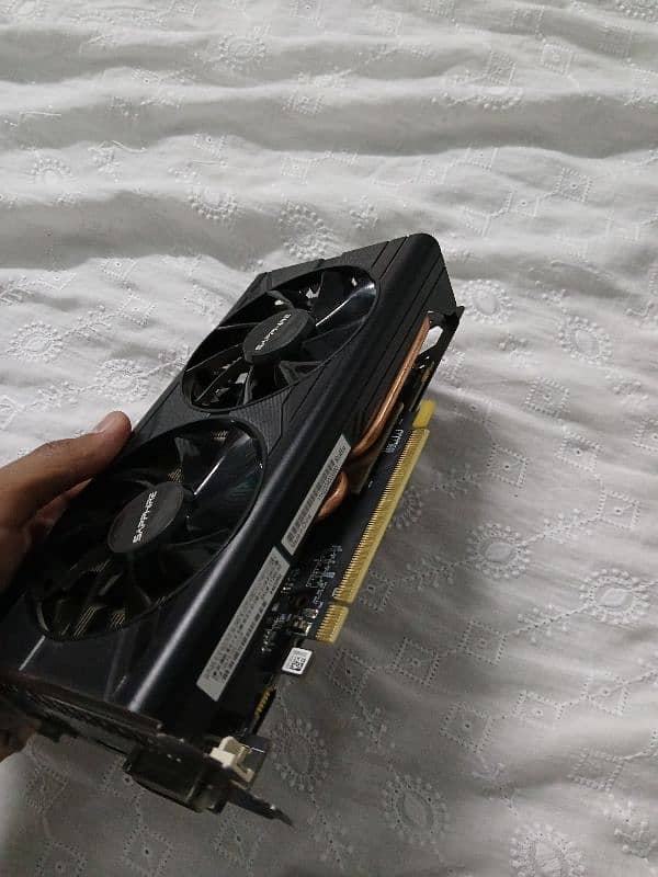 Radeon RX 580 2048sp Sapphire Like New 3